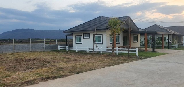 ประกาศฟรี! ซื้อ-ขาย-เช่า คอนโด บ้าน ทาวน์โฮม ที่ดิน และพื้นที่เชิงพาณิชย์ทั่วประเทศไทย ทุกทำเล ทุกงบประมาณ ไม่มีค่าใช้จ่าย ลงง่าย ขายไว เข้าถึงผู้ซื้อโดยตรง 5 317426pic4.jpg