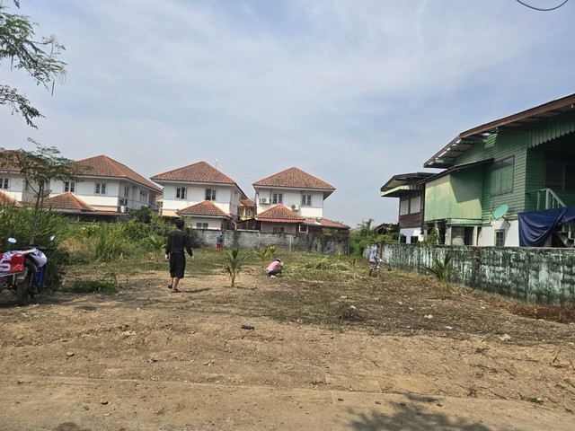 ประกาศฟรี! ซื้อ-ขาย-เช่า คอนโด บ้าน ทาวน์โฮม ที่ดิน และพื้นที่เชิงพาณิชย์ทั่วประเทศไทย ทุกทำเล ทุกงบประมาณ ไม่มีค่าใช้จ่าย ลงง่าย ขายไว เข้าถึงผู้ซื้อโดยตรง 2 285005pic1.jpg