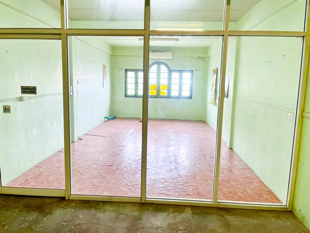 ประกาศฟรี! ซื้อ-ขาย-เช่า คอนโด บ้าน ทาวน์โฮม ที่ดิน และพื้นที่เชิงพาณิชย์ทั่วประเทศไทย ทุกทำเล ทุกงบประมาณ ไม่มีค่าใช้จ่าย ลงง่าย ขายไว เข้าถึงผู้ซื้อโดยตรง 4 258242pic3.jpg