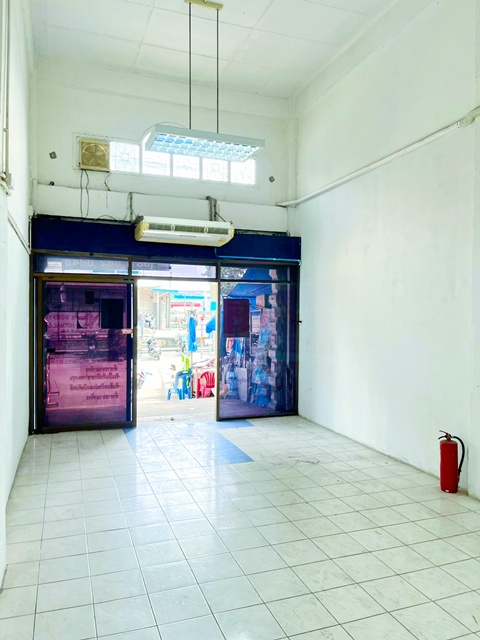 ประกาศฟรี! ซื้อ-ขาย-เช่า คอนโด บ้าน ทาวน์โฮม ที่ดิน และพื้นที่เชิงพาณิชย์ทั่วประเทศไทย ทุกทำเล ทุกงบประมาณ ไม่มีค่าใช้จ่าย ลงง่าย ขายไว เข้าถึงผู้ซื้อโดยตรง 3 258241pic2.jpg