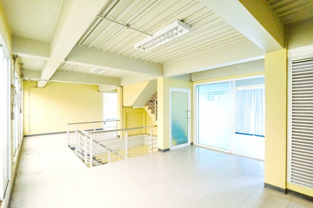 ประกาศฟรี! ซื้อ-ขาย-เช่า คอนโด บ้าน ทาวน์โฮม ที่ดิน และพื้นที่เชิงพาณิชย์ทั่วประเทศไทย ทุกทำเล ทุกงบประมาณ ไม่มีค่าใช้จ่าย ลงง่าย ขายไว เข้าถึงผู้ซื้อโดยตรง 4 258239pic3.jpg