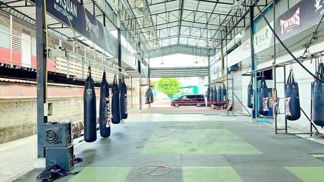 ประกาศฟรี! ซื้อ-ขาย-เช่า คอนโด บ้าน ทาวน์โฮม ที่ดิน และพื้นที่เชิงพาณิชย์ทั่วประเทศไทย ทุกทำเล ทุกงบประมาณ ไม่มีค่าใช้จ่าย ลงง่าย ขายไว เข้าถึงผู้ซื้อโดยตรง 4 258230pic3.jpg