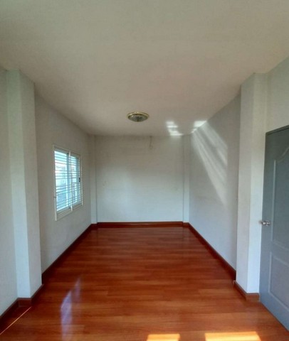 ประกาศฟรี! ซื้อ-ขาย-เช่า คอนโด บ้าน ทาวน์โฮม ที่ดิน และพื้นที่เชิงพาณิชย์ทั่วประเทศไทย ทุกทำเล ทุกงบประมาณ ไม่มีค่าใช้จ่าย ลงง่าย ขายไว เข้าถึงผู้ซื้อโดยตรง 4 258125pic3.jpg