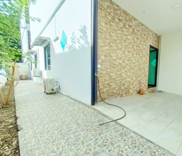 ประกาศฟรี! ซื้อ-ขาย-เช่า คอนโด บ้าน ทาวน์โฮม ที่ดิน และพื้นที่เชิงพาณิชย์ทั่วประเทศไทย ทุกทำเล ทุกงบประมาณ ไม่มีค่าใช้จ่าย ลงง่าย ขายไว เข้าถึงผู้ซื้อโดยตรง 4 258235pic3.jpg