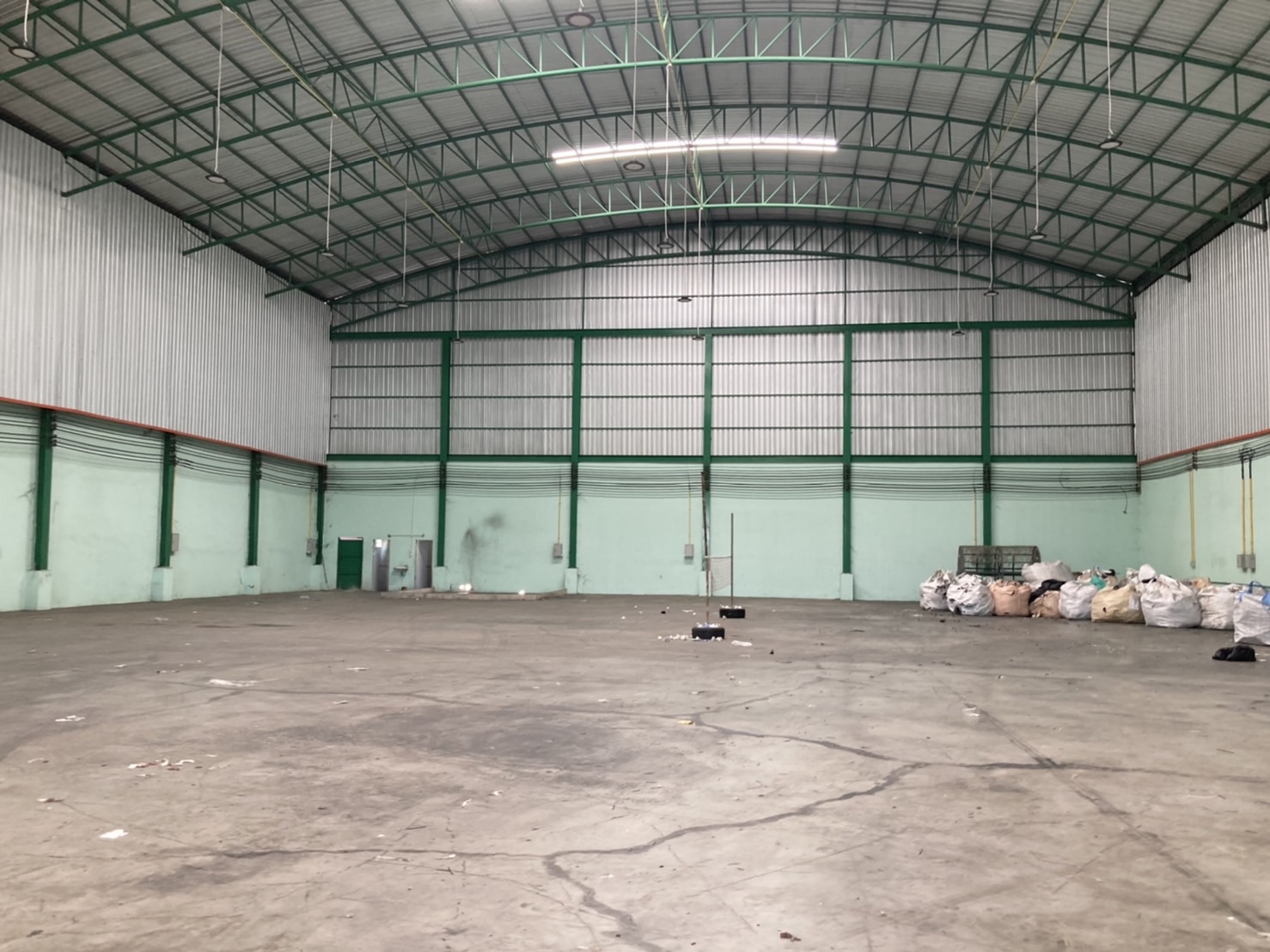 ประกาศฟรี! ซื้อ-ขาย-เช่า คอนโด บ้าน ทาวน์โฮม ที่ดิน และพื้นที่เชิงพาณิชย์ทั่วประเทศไทย ทุกทำเล ทุกงบประมาณ ไม่มีค่าใช้จ่าย ลงง่าย ขายไว เข้าถึงผู้ซื้อโดยตรง 3 518984pic2.jpg