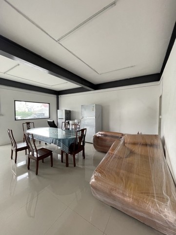 ประกาศฟรี! ซื้อ-ขาย-เช่า คอนโด บ้าน ทาวน์โฮม ที่ดิน และพื้นที่เชิงพาณิชย์ทั่วประเทศไทย ทุกทำเล ทุกงบประมาณ ไม่มีค่าใช้จ่าย ลงง่าย ขายไว เข้าถึงผู้ซื้อโดยตรง 5 519029pic4.jpg