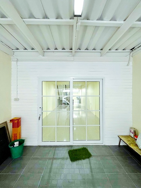 ประกาศฟรี! ซื้อ-ขาย-เช่า คอนโด บ้าน ทาวน์โฮม ที่ดิน และพื้นที่เชิงพาณิชย์ทั่วประเทศไทย ทุกทำเล ทุกงบประมาณ ไม่มีค่าใช้จ่าย ลงง่าย ขายไว เข้าถึงผู้ซื้อโดยตรง 4 258408pic3.jpg