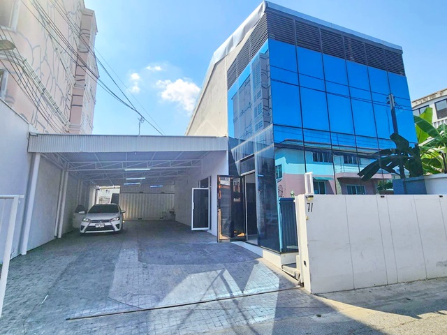 ประกาศฟรี! ซื้อ-ขาย-เช่า คอนโด บ้าน ทาวน์โฮม ที่ดิน และพื้นที่เชิงพาณิชย์ทั่วประเทศไทย ทุกทำเล ทุกงบประมาณ ไม่มีค่าใช้จ่าย ลงง่าย ขายไว เข้าถึงผู้ซื้อโดยตรง 2 258398pic1.jpg