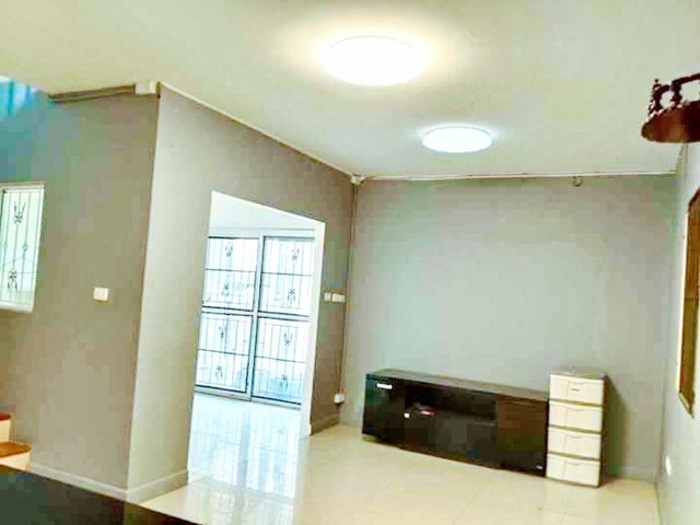 ประกาศฟรี! ซื้อ-ขาย-เช่า คอนโด บ้าน ทาวน์โฮม ที่ดิน และพื้นที่เชิงพาณิชย์ทั่วประเทศไทย ทุกทำเล ทุกงบประมาณ ไม่มีค่าใช้จ่าย ลงง่าย ขายไว เข้าถึงผู้ซื้อโดยตรง 4 258394pic3.jpg