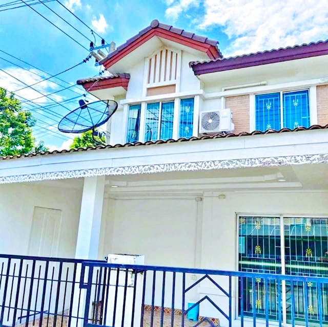 ประกาศฟรี! ซื้อ-ขาย-เช่า คอนโด บ้าน ทาวน์โฮม ที่ดิน และพื้นที่เชิงพาณิชย์ทั่วประเทศไทย ทุกทำเล ทุกงบประมาณ ไม่มีค่าใช้จ่าย ลงง่าย ขายไว เข้าถึงผู้ซื้อโดยตรง 2 258393pic1.jpg