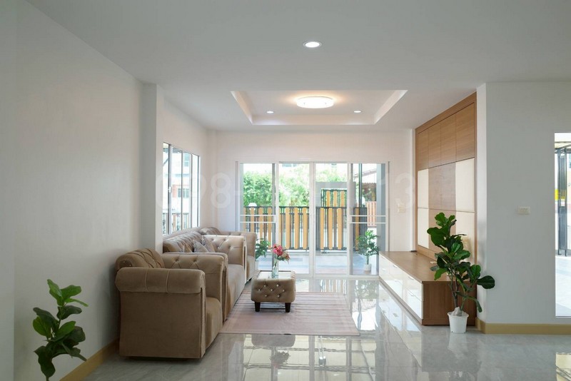 ประกาศฟรี! ซื้อ-ขาย-เช่า คอนโด บ้าน ทาวน์โฮม ที่ดิน และพื้นที่เชิงพาณิชย์ทั่วประเทศไทย ทุกทำเล ทุกงบประมาณ ไม่มีค่าใช้จ่าย ลงง่าย ขายไว เข้าถึงผู้ซื้อโดยตรง 4 317554pic3.jpg