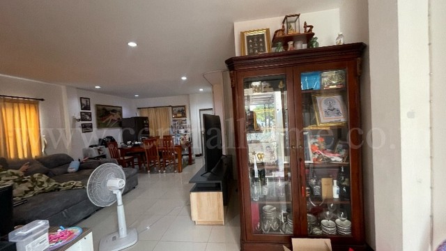 ประกาศฟรี! ซื้อ-ขาย-เช่า คอนโด บ้าน ทาวน์โฮม ที่ดิน และพื้นที่เชิงพาณิชย์ทั่วประเทศไทย ทุกทำเล ทุกงบประมาณ ไม่มีค่าใช้จ่าย ลงง่าย ขายไว เข้าถึงผู้ซื้อโดยตรง 5 258364pic4.jpg