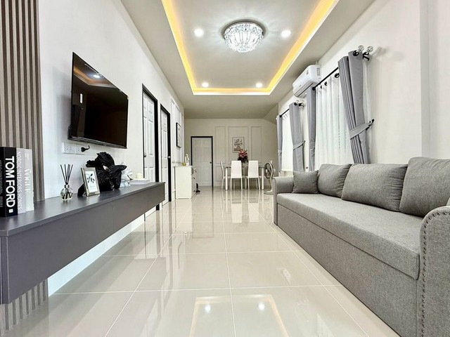 ประกาศฟรี! ซื้อ-ขาย-เช่า คอนโด บ้าน ทาวน์โฮม ที่ดิน และพื้นที่เชิงพาณิชย์ทั่วประเทศไทย ทุกทำเล ทุกงบประมาณ ไม่มีค่าใช้จ่าย ลงง่าย ขายไว เข้าถึงผู้ซื้อโดยตรง 3 301028pic2.jpg