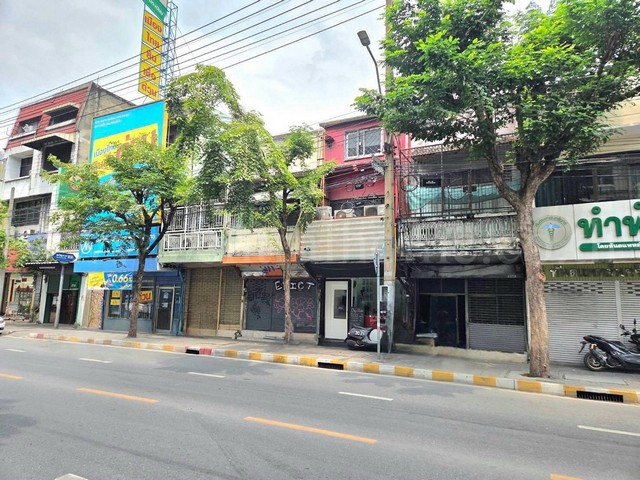 ประกาศฟรี! ซื้อ-ขาย-เช่า คอนโด บ้าน ทาวน์โฮม ที่ดิน และพื้นที่เชิงพาณิชย์ทั่วประเทศไทย ทุกทำเล ทุกงบประมาณ ไม่มีค่าใช้จ่าย ลงง่าย ขายไว เข้าถึงผู้ซื้อโดยตรง 3 204402pic2.jpg