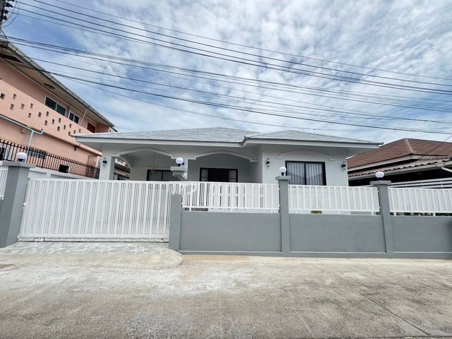 ประกาศฟรี! ซื้อ-ขาย-เช่า คอนโด บ้าน ทาวน์โฮม ที่ดิน และพื้นที่เชิงพาณิชย์ทั่วประเทศไทย ทุกทำเล ทุกงบประมาณ ไม่มีค่าใช้จ่าย ลงง่าย ขายไว เข้าถึงผู้ซื้อโดยตรง 2 300849pic1.jpg