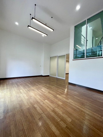 ประกาศฟรี! ซื้อ-ขาย-เช่า คอนโด บ้าน ทาวน์โฮม ที่ดิน และพื้นที่เชิงพาณิชย์ทั่วประเทศไทย ทุกทำเล ทุกงบประมาณ ไม่มีค่าใช้จ่าย ลงง่าย ขายไว เข้าถึงผู้ซื้อโดยตรง 5 317678pic4.jpg