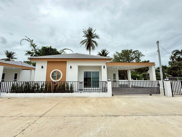 ประกาศฟรี! ซื้อ-ขาย-เช่า คอนโด บ้าน ทาวน์โฮม ที่ดิน และพื้นที่เชิงพาณิชย์ทั่วประเทศไทย ทุกทำเล ทุกงบประมาณ ไม่มีค่าใช้จ่าย ลงง่าย ขายไว เข้าถึงผู้ซื้อโดยตรง 2 259430pic1.jpg