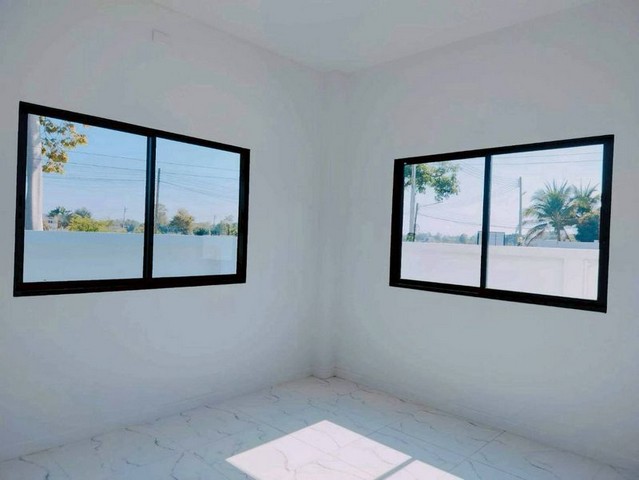 ประกาศฟรี! ซื้อ-ขาย-เช่า คอนโด บ้าน ทาวน์โฮม ที่ดิน และพื้นที่เชิงพาณิชย์ทั่วประเทศไทย ทุกทำเล ทุกงบประมาณ ไม่มีค่าใช้จ่าย ลงง่าย ขายไว เข้าถึงผู้ซื้อโดยตรง 4 259424pic3.jpg