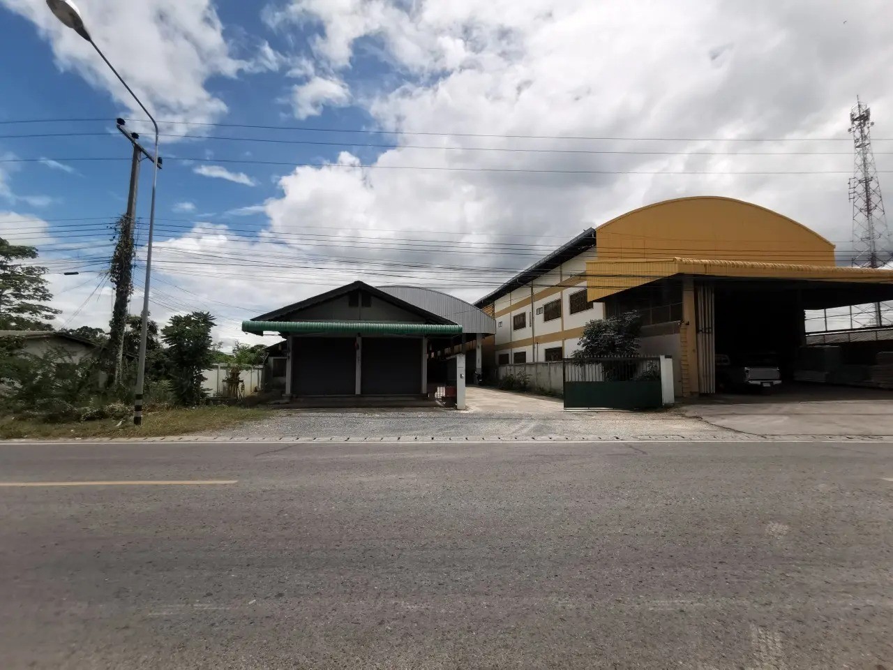 ประกาศฟรี! ซื้อ-ขาย-เช่า คอนโด บ้าน ทาวน์โฮม ที่ดิน และพื้นที่เชิงพาณิชย์ทั่วประเทศไทย ทุกทำเล ทุกงบประมาณ ไม่มีค่าใช้จ่าย ลงง่าย ขายไว เข้าถึงผู้ซื้อโดยตรง 2 257208pic1.jpg