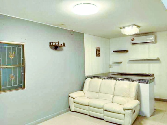 ประกาศฟรี! ซื้อ-ขาย-เช่า คอนโด บ้าน ทาวน์โฮม ที่ดิน และพื้นที่เชิงพาณิชย์ทั่วประเทศไทย ทุกทำเล ทุกงบประมาณ ไม่มีค่าใช้จ่าย ลงง่าย ขายไว เข้าถึงผู้ซื้อโดยตรง 3 317530pic2.jpg