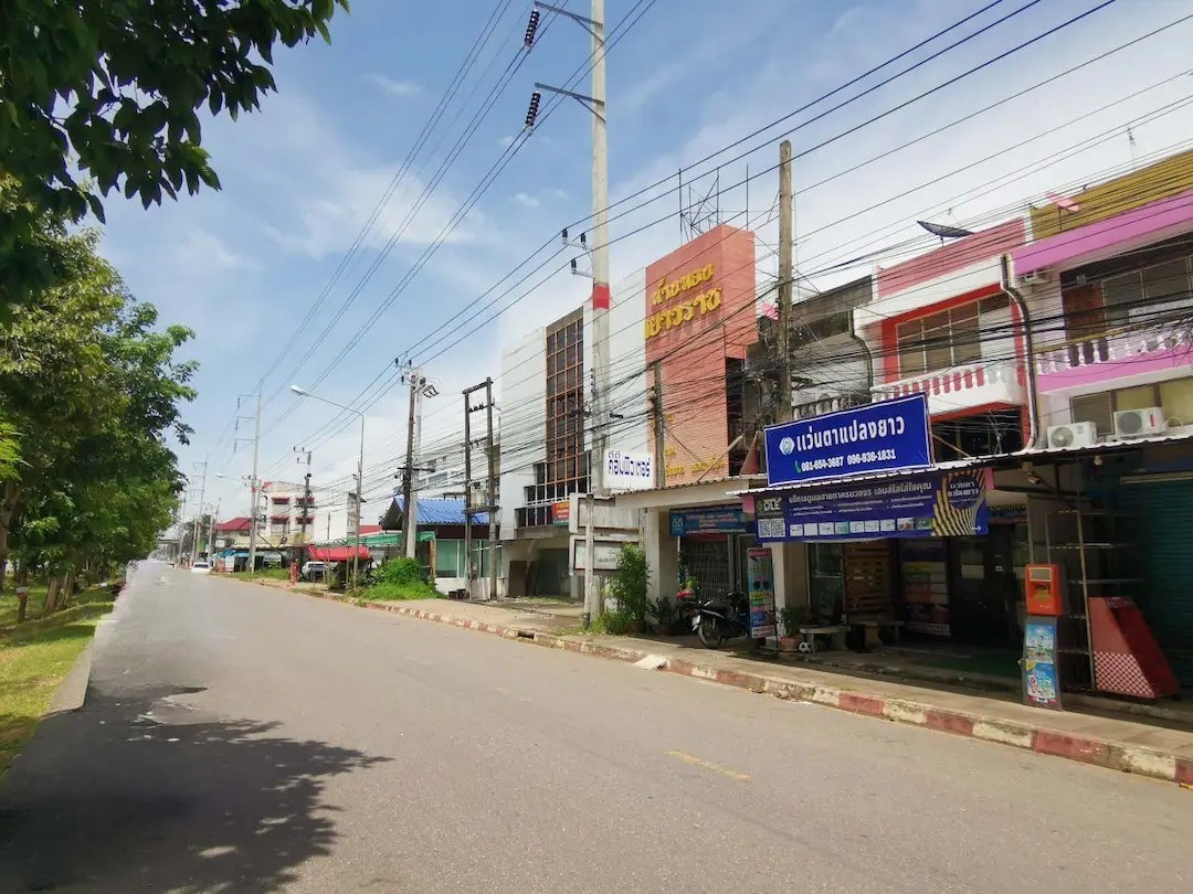 ประกาศฟรี! ซื้อ-ขาย-เช่า คอนโด บ้าน ทาวน์โฮม ที่ดิน และพื้นที่เชิงพาณิชย์ทั่วประเทศไทย ทุกทำเล ทุกงบประมาณ ไม่มีค่าใช้จ่าย ลงง่าย ขายไว เข้าถึงผู้ซื้อโดยตรง 4 257201pic3.jpg