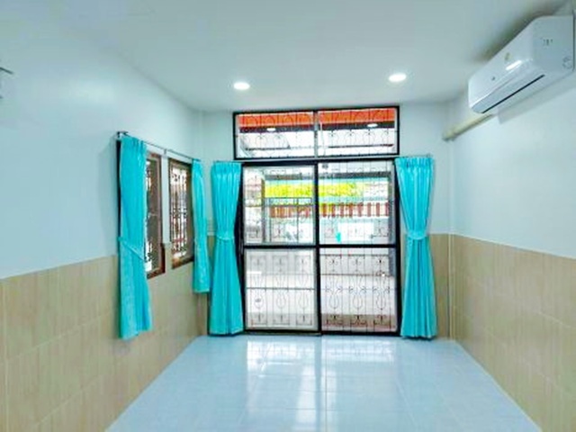 ประกาศฟรี! ซื้อ-ขาย-เช่า คอนโด บ้าน ทาวน์โฮม ที่ดิน และพื้นที่เชิงพาณิชย์ทั่วประเทศไทย ทุกทำเล ทุกงบประมาณ ไม่มีค่าใช้จ่าย ลงง่าย ขายไว เข้าถึงผู้ซื้อโดยตรง 4 259468pic3.jpg