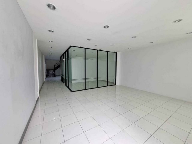 ประกาศฟรี! ซื้อ-ขาย-เช่า คอนโด บ้าน ทาวน์โฮม ที่ดิน และพื้นที่เชิงพาณิชย์ทั่วประเทศไทย ทุกทำเล ทุกงบประมาณ ไม่มีค่าใช้จ่าย ลงง่าย ขายไว เข้าถึงผู้ซื้อโดยตรง 3 516252pic2.jpg