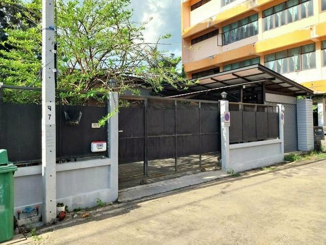 ประกาศฟรี! ซื้อ-ขาย-เช่า คอนโด บ้าน ทาวน์โฮม ที่ดิน และพื้นที่เชิงพาณิชย์ทั่วประเทศไทย ทุกทำเล ทุกงบประมาณ ไม่มีค่าใช้จ่าย ลงง่าย ขายไว เข้าถึงผู้ซื้อโดยตรง 4 516188pic3.jpg