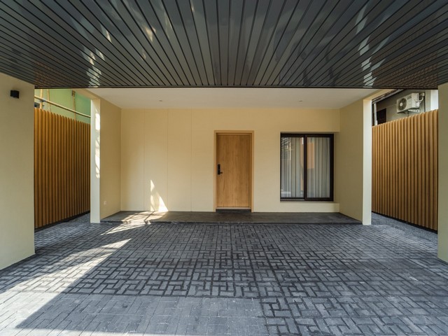 ประกาศฟรี! ซื้อ-ขาย-เช่า คอนโด บ้าน ทาวน์โฮม ที่ดิน และพื้นที่เชิงพาณิชย์ทั่วประเทศไทย ทุกทำเล ทุกงบประมาณ ไม่มีค่าใช้จ่าย ลงง่าย ขายไว เข้าถึงผู้ซื้อโดยตรง 3 516183pic2.jpg