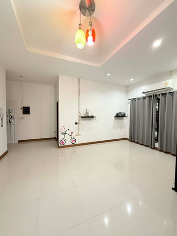 ประกาศฟรี! ซื้อ-ขาย-เช่า คอนโด บ้าน ทาวน์โฮม ที่ดิน และพื้นที่เชิงพาณิชย์ทั่วประเทศไทย ทุกทำเล ทุกงบประมาณ ไม่มีค่าใช้จ่าย ลงง่าย ขายไว เข้าถึงผู้ซื้อโดยตรง 5 259547pic4.jpg