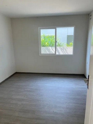 ประกาศฟรี! ซื้อ-ขาย-เช่า คอนโด บ้าน ทาวน์โฮม ที่ดิน และพื้นที่เชิงพาณิชย์ทั่วประเทศไทย ทุกทำเล ทุกงบประมาณ ไม่มีค่าใช้จ่าย ลงง่าย ขายไว เข้าถึงผู้ซื้อโดยตรง 5 258174pic4.jpg