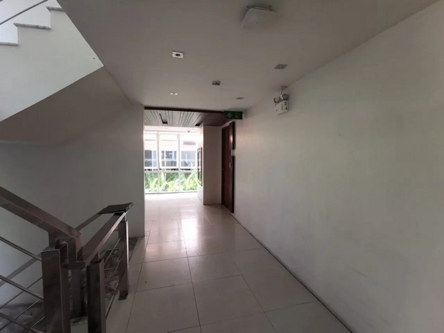 ประกาศฟรี! ซื้อ-ขาย-เช่า คอนโด บ้าน ทาวน์โฮม ที่ดิน และพื้นที่เชิงพาณิชย์ทั่วประเทศไทย ทุกทำเล ทุกงบประมาณ ไม่มีค่าใช้จ่าย ลงง่าย ขายไว เข้าถึงผู้ซื้อโดยตรง 3 258169pic2.jpg