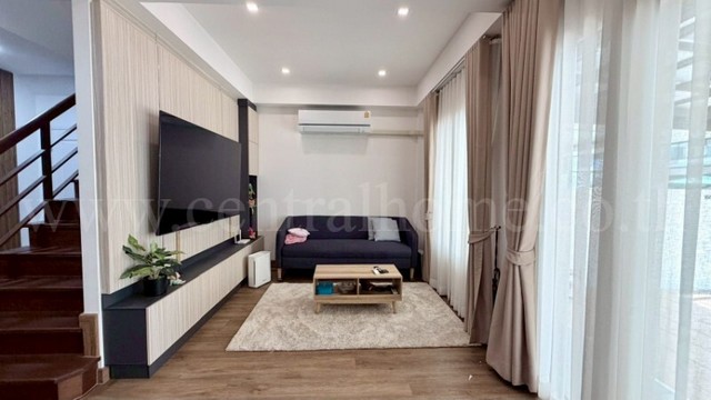 ประกาศฟรี! ซื้อ-ขาย-เช่า คอนโด บ้าน ทาวน์โฮม ที่ดิน และพื้นที่เชิงพาณิชย์ทั่วประเทศไทย ทุกทำเล ทุกงบประมาณ ไม่มีค่าใช้จ่าย ลงง่าย ขายไว เข้าถึงผู้ซื้อโดยตรง 4 252193pic3.jpg