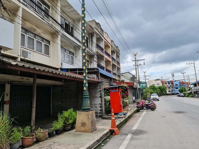 ประกาศฟรี! ซื้อ-ขาย-เช่า คอนโด บ้าน ทาวน์โฮม ที่ดิน และพื้นที่เชิงพาณิชย์ทั่วประเทศไทย ทุกทำเล ทุกงบประมาณ ไม่มีค่าใช้จ่าย ลงง่าย ขายไว เข้าถึงผู้ซื้อโดยตรง 3 258331pic2.jpg