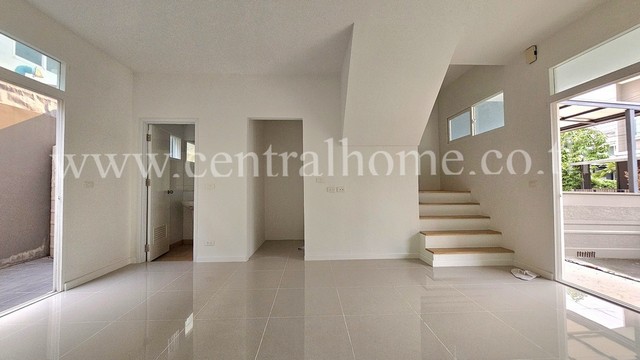 ประกาศฟรี! ซื้อ-ขาย-เช่า คอนโด บ้าน ทาวน์โฮม ที่ดิน และพื้นที่เชิงพาณิชย์ทั่วประเทศไทย ทุกทำเล ทุกงบประมาณ ไม่มีค่าใช้จ่าย ลงง่าย ขายไว เข้าถึงผู้ซื้อโดยตรง 3 140757pic2.jpg