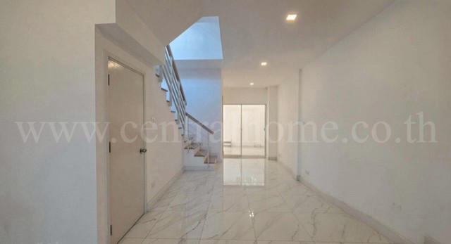 ประกาศฟรี! ซื้อ-ขาย-เช่า คอนโด บ้าน ทาวน์โฮม ที่ดิน และพื้นที่เชิงพาณิชย์ทั่วประเทศไทย ทุกทำเล ทุกงบประมาณ ไม่มีค่าใช้จ่าย ลงง่าย ขายไว เข้าถึงผู้ซื้อโดยตรง 4 259513pic3.jpg