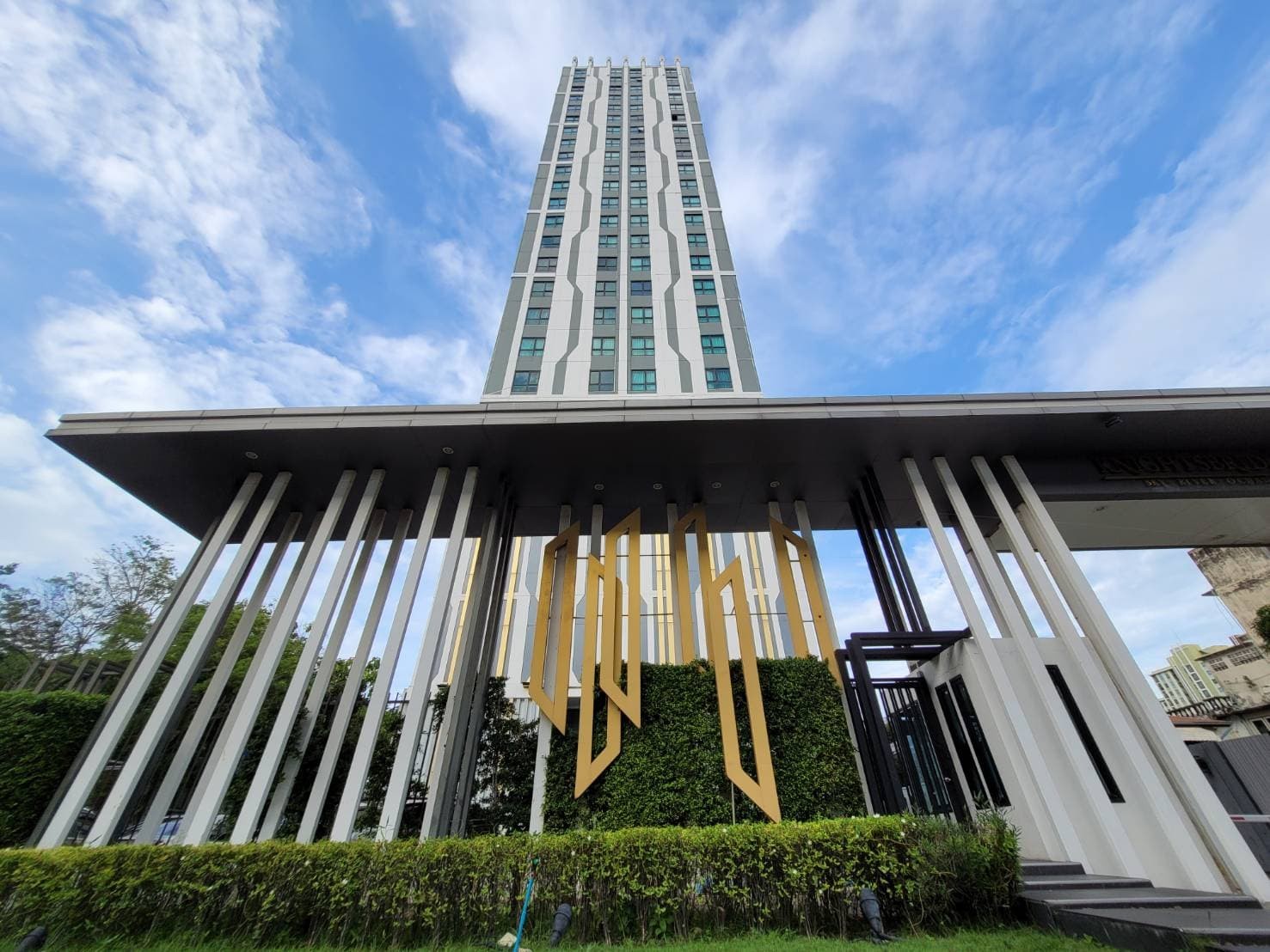 ประกาศฟรี! ซื้อ-ขาย-เช่า คอนโด บ้าน ทาวน์โฮม ที่ดิน และพื้นที่เชิงพาณิชย์ทั่วประเทศไทย ทุกทำเล ทุกงบประมาณ ไม่มีค่าใช้จ่าย ลงง่าย ขายไว เข้าถึงผู้ซื้อโดยตรง 2 255629pic1.jpg