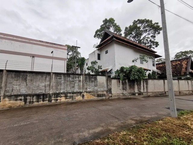 ประกาศฟรี! ซื้อ-ขาย-เช่า คอนโด บ้าน ทาวน์โฮม ที่ดิน และพื้นที่เชิงพาณิชย์ทั่วประเทศไทย ทุกทำเล ทุกงบประมาณ ไม่มีค่าใช้จ่าย ลงง่าย ขายไว เข้าถึงผู้ซื้อโดยตรง 3 258282pic2.jpg