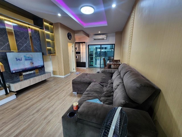 ประกาศฟรี! ซื้อ-ขาย-เช่า คอนโด บ้าน ทาวน์โฮม ที่ดิน และพื้นที่เชิงพาณิชย์ทั่วประเทศไทย ทุกทำเล ทุกงบประมาณ ไม่มีค่าใช้จ่าย ลงง่าย ขายไว เข้าถึงผู้ซื้อโดยตรง 3 519587pic2.jpg