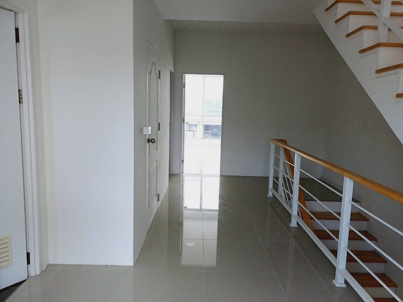 ประกาศฟรี! ซื้อ-ขาย-เช่า คอนโด บ้าน ทาวน์โฮม ที่ดิน และพื้นที่เชิงพาณิชย์ทั่วประเทศไทย ทุกทำเล ทุกงบประมาณ ไม่มีค่าใช้จ่าย ลงง่าย ขายไว เข้าถึงผู้ซื้อโดยตรง 4 273784pic3.jpg