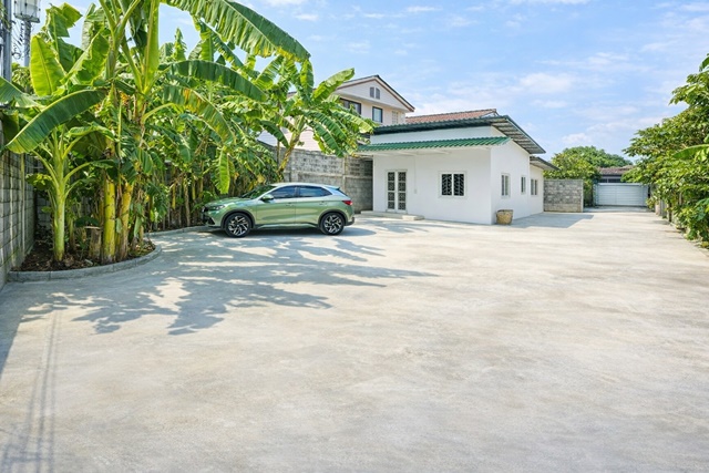 ประกาศฟรี! ซื้อ-ขาย-เช่า คอนโด บ้าน ทาวน์โฮม ที่ดิน และพื้นที่เชิงพาณิชย์ทั่วประเทศไทย ทุกทำเล ทุกงบประมาณ ไม่มีค่าใช้จ่าย ลงง่าย ขายไว เข้าถึงผู้ซื้อโดยตรง 5 317684pic4.jpg