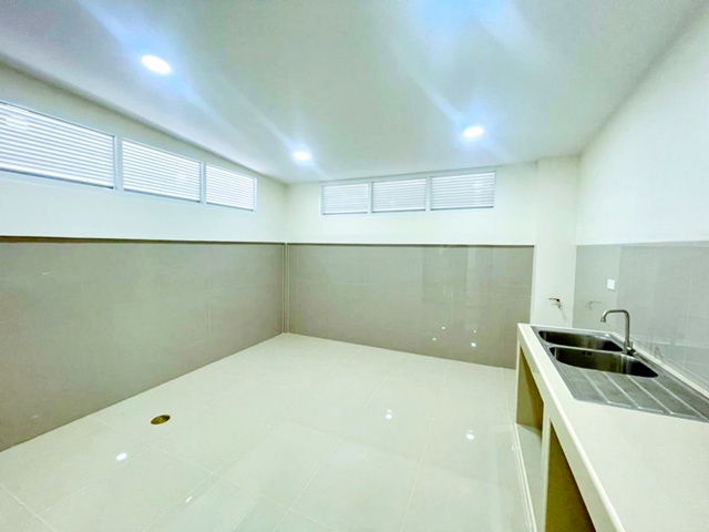 ประกาศฟรี! ซื้อ-ขาย-เช่า คอนโด บ้าน ทาวน์โฮม ที่ดิน และพื้นที่เชิงพาณิชย์ทั่วประเทศไทย ทุกทำเล ทุกงบประมาณ ไม่มีค่าใช้จ่าย ลงง่าย ขายไว เข้าถึงผู้ซื้อโดยตรง 5 259661pic4.jpg