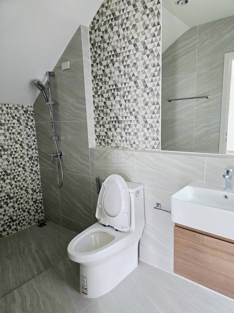 ประกาศฟรี! ซื้อ-ขาย-เช่า คอนโด บ้าน ทาวน์โฮม ที่ดิน และพื้นที่เชิงพาณิชย์ทั่วประเทศไทย ทุกทำเล ทุกงบประมาณ ไม่มีค่าใช้จ่าย ลงง่าย ขายไว เข้าถึงผู้ซื้อโดยตรง 5 513737pic4.jpg