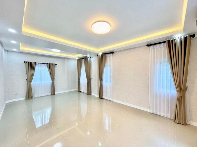 ประกาศฟรี! ซื้อ-ขาย-เช่า คอนโด บ้าน ทาวน์โฮม ที่ดิน และพื้นที่เชิงพาณิชย์ทั่วประเทศไทย ทุกทำเล ทุกงบประมาณ ไม่มีค่าใช้จ่าย ลงง่าย ขายไว เข้าถึงผู้ซื้อโดยตรง 4 301377pic3.jpg