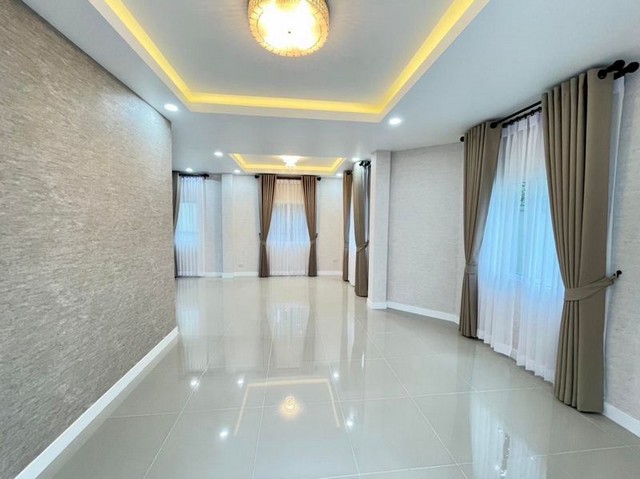 ประกาศฟรี! ซื้อ-ขาย-เช่า คอนโด บ้าน ทาวน์โฮม ที่ดิน และพื้นที่เชิงพาณิชย์ทั่วประเทศไทย ทุกทำเล ทุกงบประมาณ ไม่มีค่าใช้จ่าย ลงง่าย ขายไว เข้าถึงผู้ซื้อโดยตรง 5 301377pic4.jpg