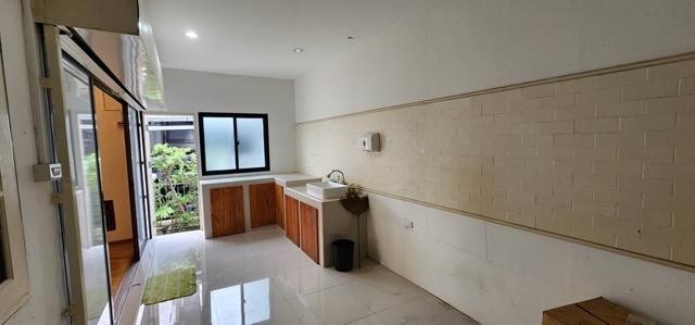 ประกาศฟรี! ซื้อ-ขาย-เช่า คอนโด บ้าน ทาวน์โฮม ที่ดิน และพื้นที่เชิงพาณิชย์ทั่วประเทศไทย ทุกทำเล ทุกงบประมาณ ไม่มีค่าใช้จ่าย ลงง่าย ขายไว เข้าถึงผู้ซื้อโดยตรง 4 519598pic3.jpg