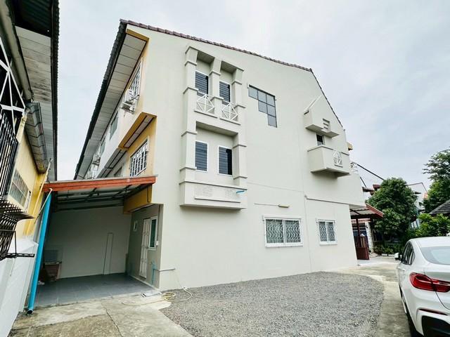 ประกาศฟรี! ซื้อ-ขาย-เช่า คอนโด บ้าน ทาวน์โฮม ที่ดิน และพื้นที่เชิงพาณิชย์ทั่วประเทศไทย ทุกทำเล ทุกงบประมาณ ไม่มีค่าใช้จ่าย ลงง่าย ขายไว เข้าถึงผู้ซื้อโดยตรง 4 519572pic3.jpg