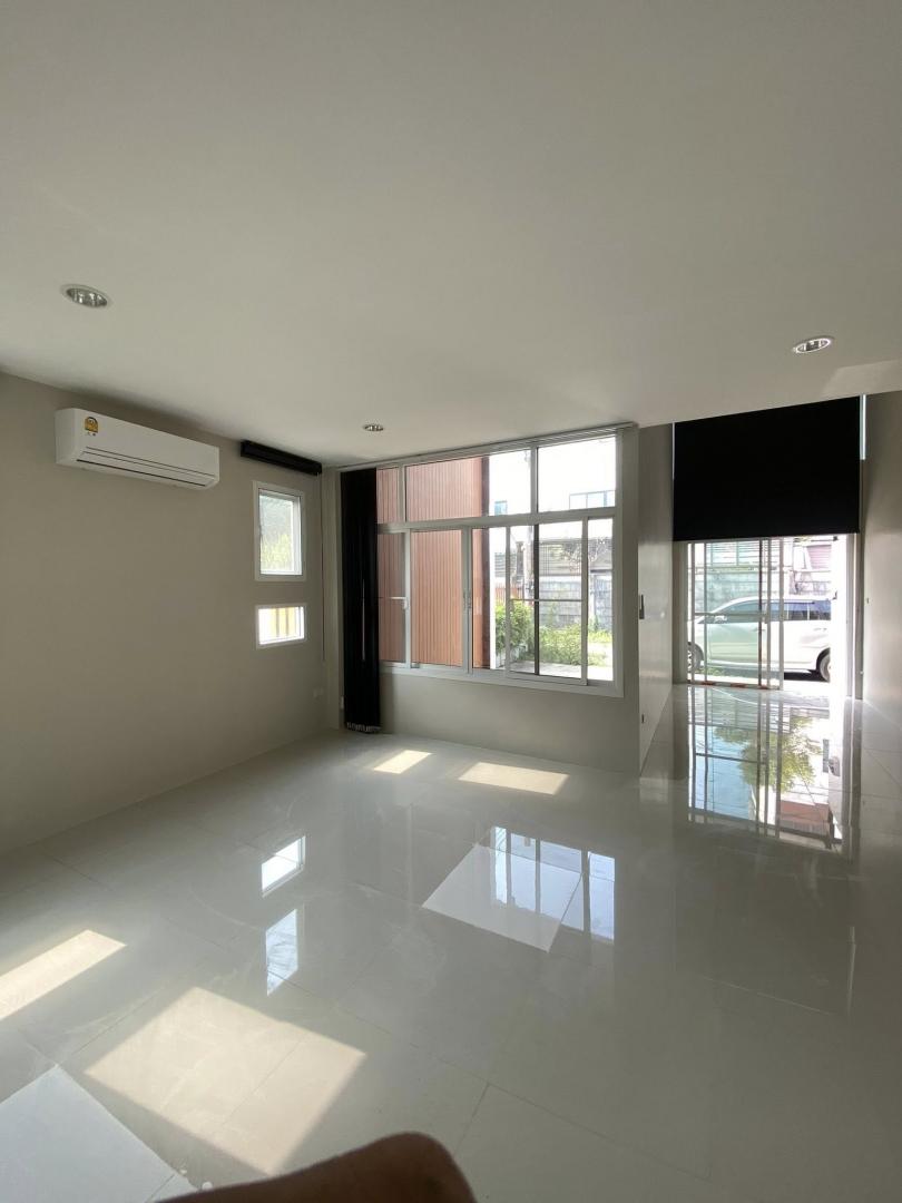 ประกาศฟรี! ซื้อ-ขาย-เช่า คอนโด บ้าน ทาวน์โฮม ที่ดิน และพื้นที่เชิงพาณิชย์ทั่วประเทศไทย ทุกทำเล ทุกงบประมาณ ไม่มีค่าใช้จ่าย ลงง่าย ขายไว เข้าถึงผู้ซื้อโดยตรง 3 519562pic2.jpg