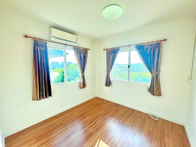 ประกาศฟรี! ซื้อ-ขาย-เช่า คอนโด บ้าน ทาวน์โฮม ที่ดิน และพื้นที่เชิงพาณิชย์ทั่วประเทศไทย ทุกทำเล ทุกงบประมาณ ไม่มีค่าใช้จ่าย ลงง่าย ขายไว เข้าถึงผู้ซื้อโดยตรง 3 259794pic2.jpg