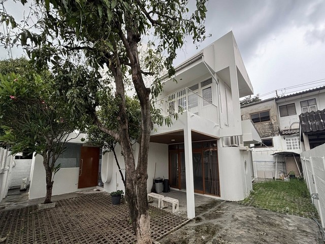 ประกาศฟรี! ซื้อ-ขาย-เช่า คอนโด บ้าน ทาวน์โฮม ที่ดิน และพื้นที่เชิงพาณิชย์ทั่วประเทศไทย ทุกทำเล ทุกงบประมาณ ไม่มีค่าใช้จ่าย ลงง่าย ขายไว เข้าถึงผู้ซื้อโดยตรง 3 494136pic2.jpg